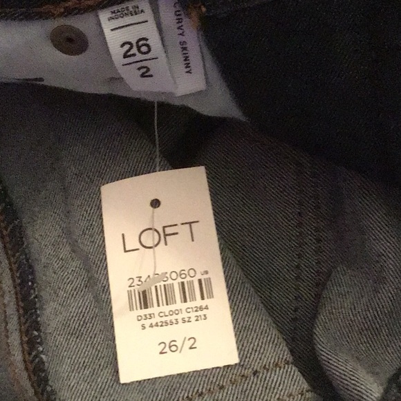 Loft Curvy Skinny Jeans - Picture 8 of 12